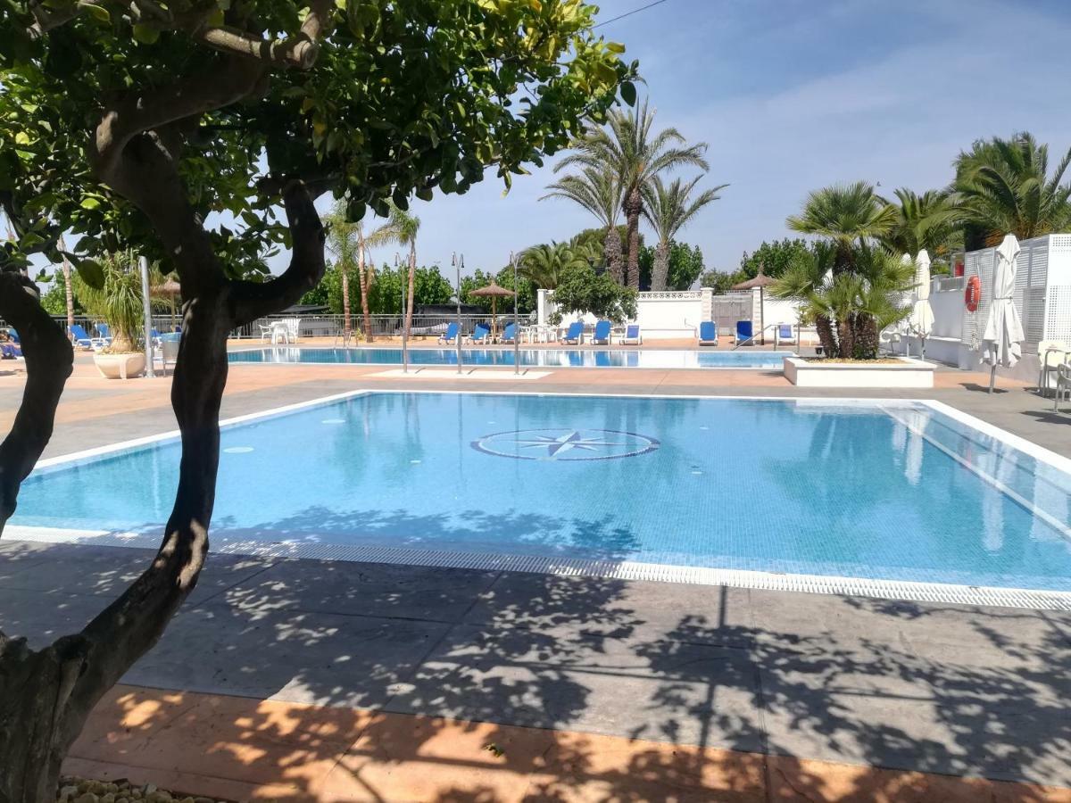 Camping Bahia Santa Pola Exterior foto